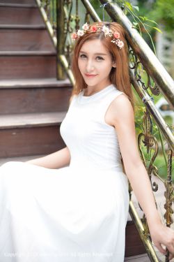 张笑菲 封面