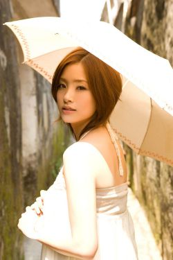 苹果梁家辉 封面